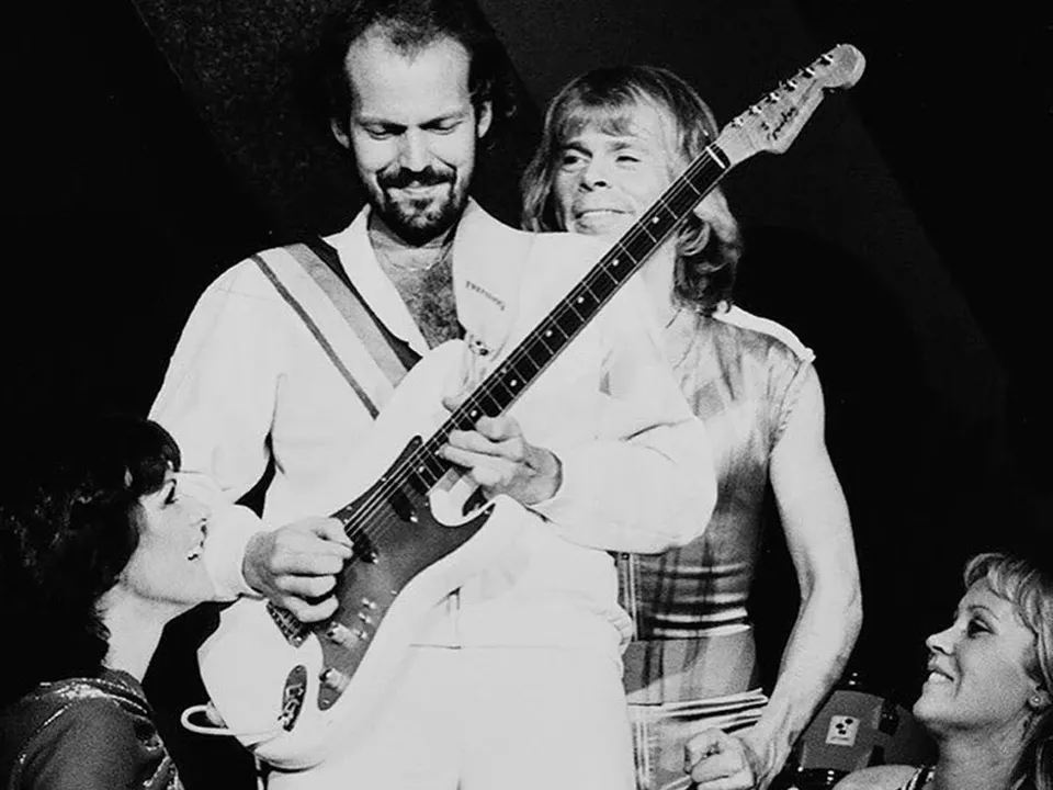 Colaboração  com o ABBA rendeu grandes sucessos