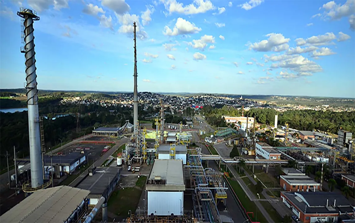 Usina de xisto vendida conta com o maior parque tecnológico da América Latina