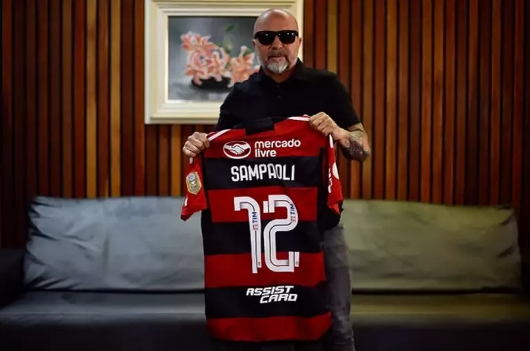 Sampaoli vai ao Maracanã neste domingo, 16, para jogo diante do Coritiba na estreia do Brasileirão 2023