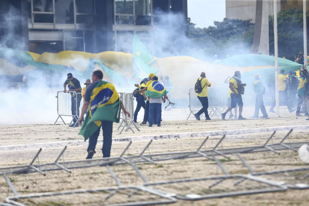 Manifestantes invadem Congresso, STF e Palácio do Planalto. BRASIL 
Na foto: Terroristas invadem Congresso, STF e Palácio do Planalto
Foto: Marcelo Camargo/Agência Brasil