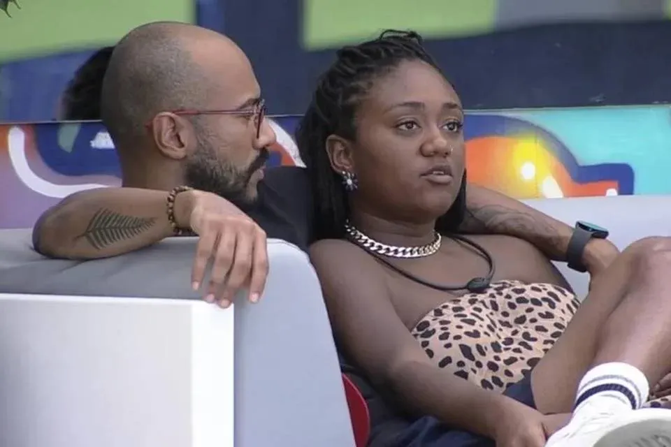 Imagem ilustrativa da imagem Ricardo não confirma seguir romance com Sarah Aline: "Não sei"