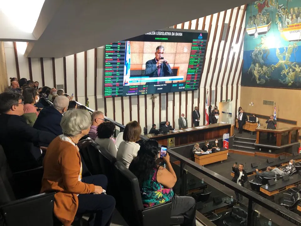 Proposta de Emenda Constitucional (PEC)  aumenta o valor das chamadas emendas impositivas