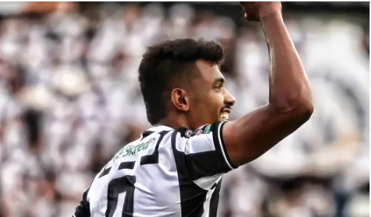 Vinícius está emprestado ao Operário, que confirmou saída do atacante