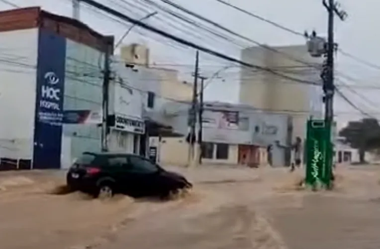 Previsões do INMET apontam continuidade do temporal durante final de semana