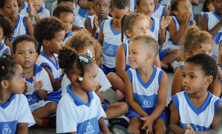A Conferência debaterá o Documento Base da 12ª Conferência Nacional dos Direitos da Criança e do Adolescente