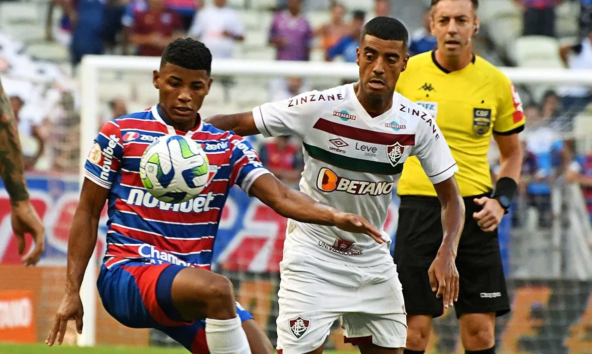 Fortaleza tomou do Fluminense a liderança do Campeonato Brasileiro