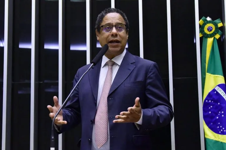 O relator do projeto, deputado Orlando Silva (PCdoB-SP)