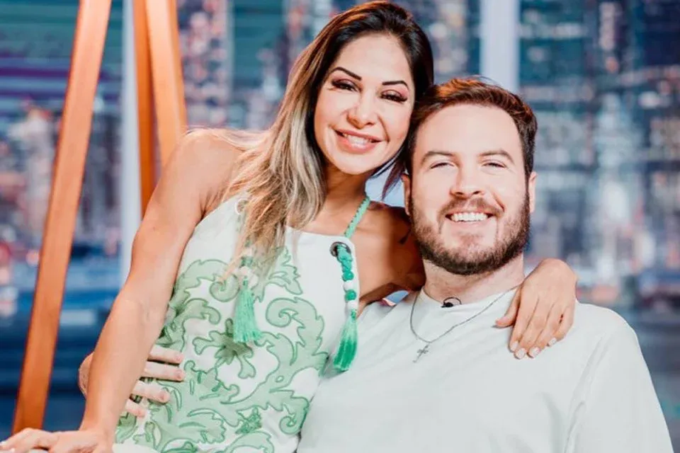 Imagem ilustrativa da imagem Maíra Cardi faz tatuagem íntima em homenagem ao noivo: "especial"
