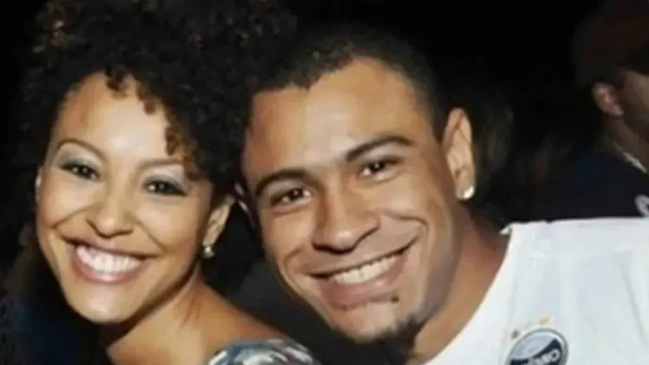 Draiton Menezes foi flagrado em seu carro com cinco porções de cocaína e uma pistola 9mm.