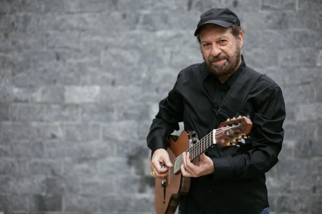 Gigante da MPB e do violão, João Bosco cantará sexta-feira, às 20h no Palco Tamar