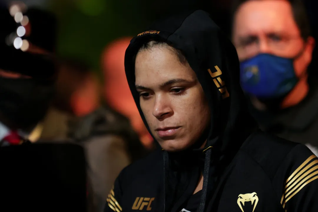 Leoa vai defender seu cinturão na categoria até 61 kg do UFC