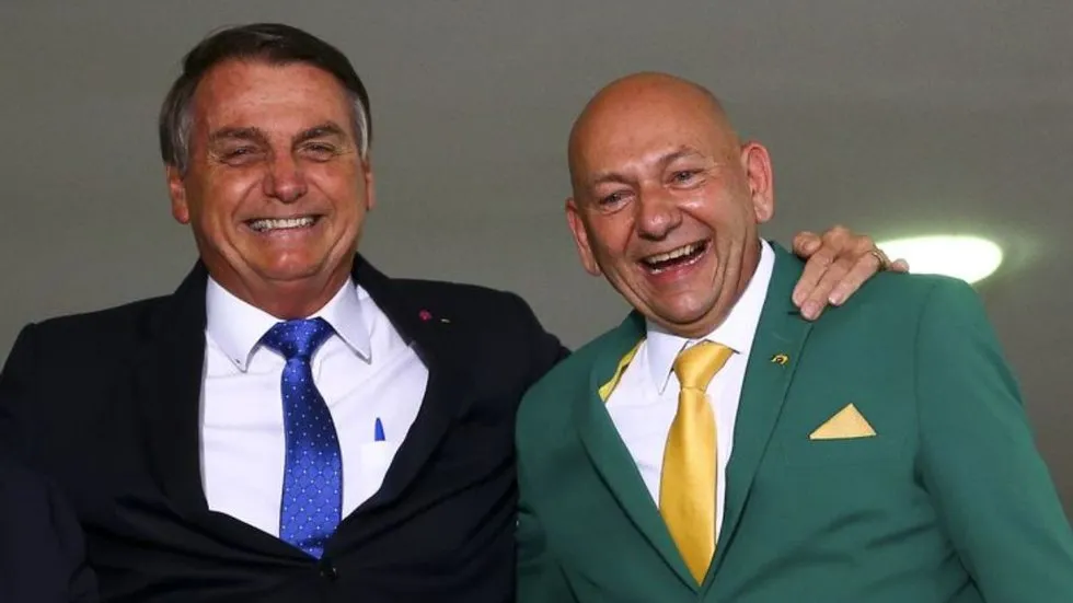 O ex-presidente Jair Bolsonaro e o empresário Luciano Hang