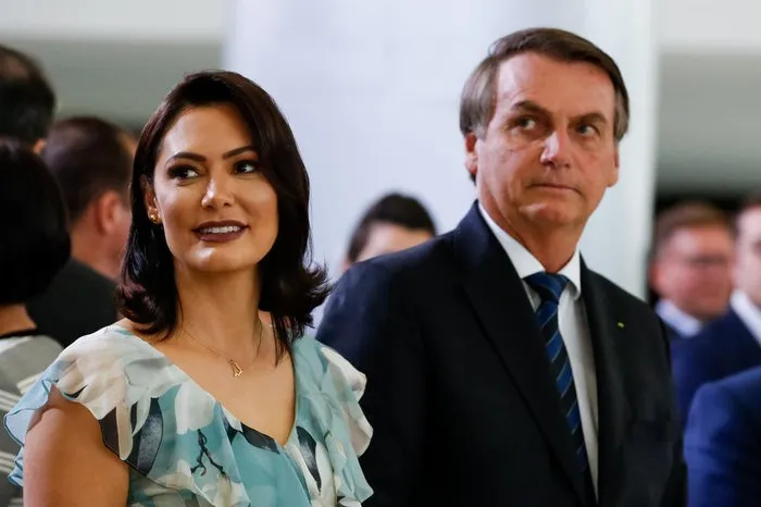 Michelle Bolsonaro esteve no evento ao lado do marido, o ex-presidente Jair Bolsonaro
