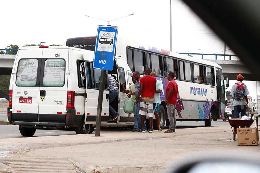 Transporte clandestino exerce concorrência desleal com empresas regulares