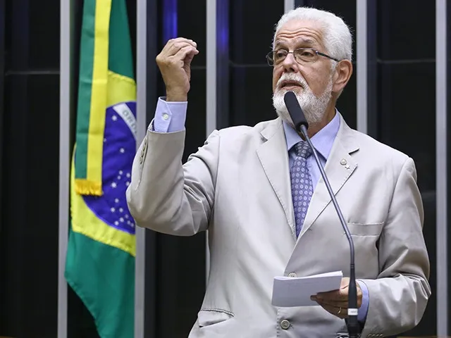 Deputado federal Jorge Solla atua para ampliar a Política Nacional de Saúde Bucal