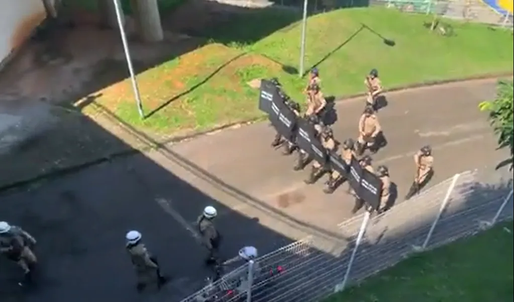 Movimentação de policias militares para atender a ocorrência
