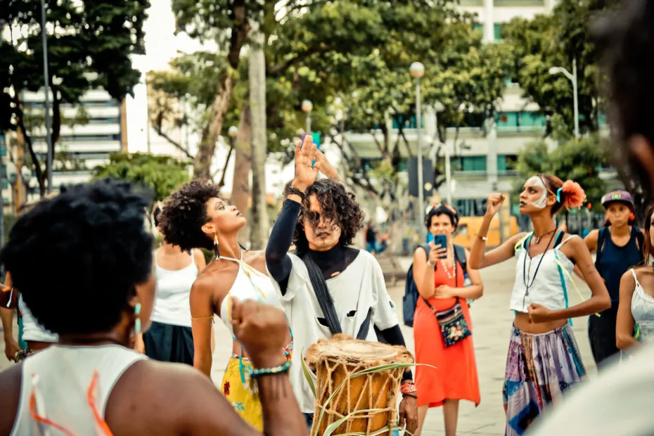Na antiguidade, museus eram poetas conclamando a memória