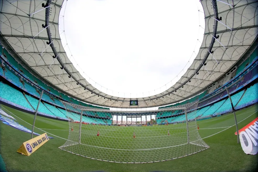 O Bahia manda seus jogos na Arena Fonte Nova nas competições de futebol estadual e nacional