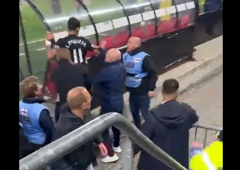 Paquetá durante briga generalizada na Holanda