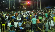 Imagem ilustrativa da imagem Shows da folia são cancelados na Boca do Rio após incidente em palco