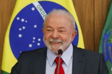 Imagem ilustrativa da imagem Lula passa por exames em Brasília neste sábado