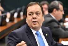 Imagem ilustrativa da imagem Sem federação, PP e União Brasil podem formar bloco partidário