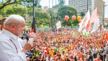Imagem ilustrativa da imagem Governo estuda isentar PLR do pagamento de Imposto de Renda, diz Lula