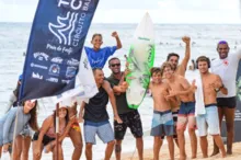 Imagem ilustrativa da imagem Davi Lucca é campeão sub-14 de circuito de surfe em Praia do Forte