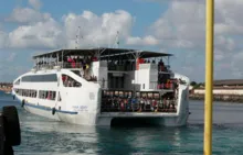Imagem ilustrativa da imagem Ferry-Boat opera com uma embarcação e provoca demora na travessia