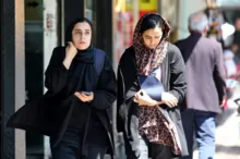 Imagem ilustrativa da imagem Atrizes são indiciadas no Irã por não usarem véu em público