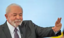 Imagem ilustrativa da imagem Lula ironiza cassação de Dallagnol em tuíte com PowerPoint