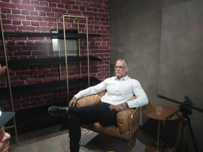 Ildazio Tavares Junior ficará no comando das entrevistas do AT Talks