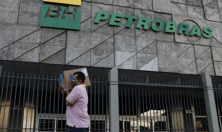 Presidente da Petrobras fala de posição da empresa junto ao Cade