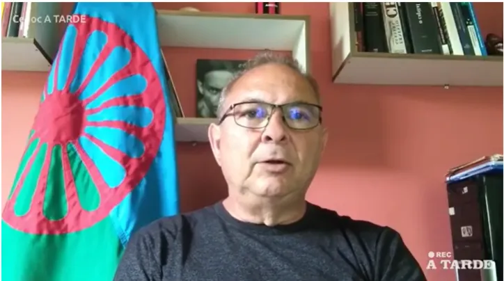Dificuldades, como a ausência de políticas públicas direcionadas aos ciganos foram abordadas pelo professor Jucelho Dantas