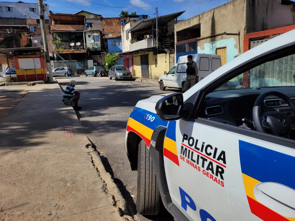 Segundo registrado em Boletim de Ocorrência, a criança estava apertando com intensidade a buzina de um carro