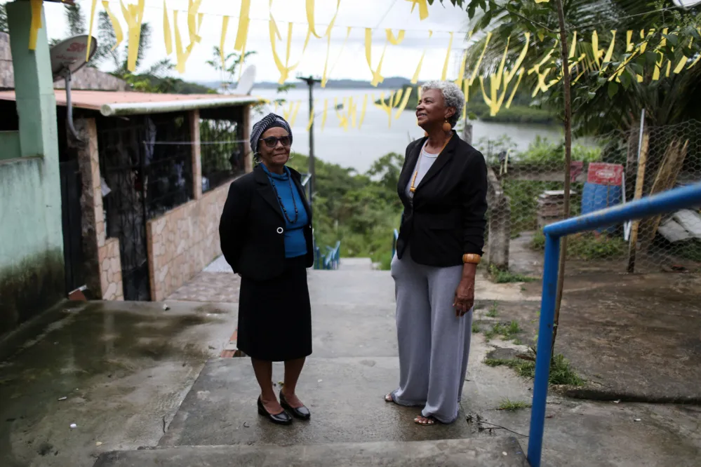 Fátima Lima (esq.) e Maria Lourdes Marques (dir.) são do quilombo do Alto de Tororó em São Tomé de Paripe