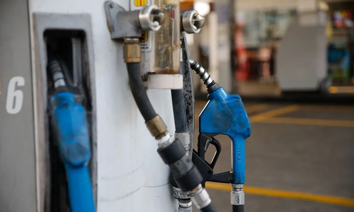 Na Petrobras o preço da gasolina subiu para R$ 2,93