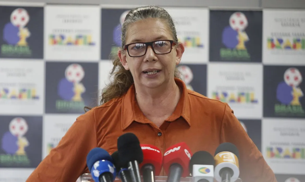 Ministra viajou recentemente para a Austrália e Nova Zelândia para acompanhar o início da Copa do Mundo Feminina de Futebol