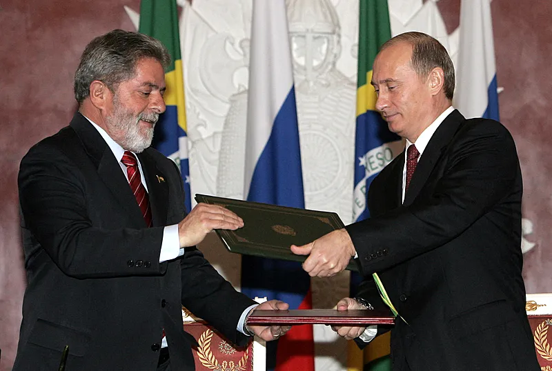Vladimir Putin e Lula se encontraram em outubro de 2005