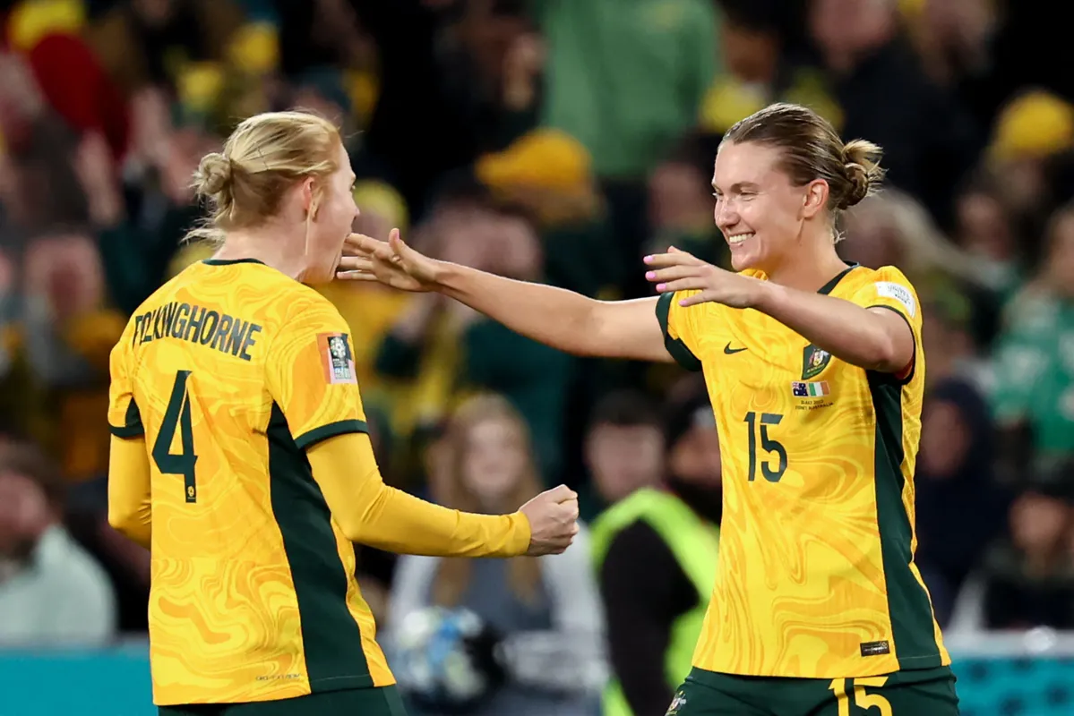 Austrália sai na frente e garante primeira vitória na Copa do Mundo