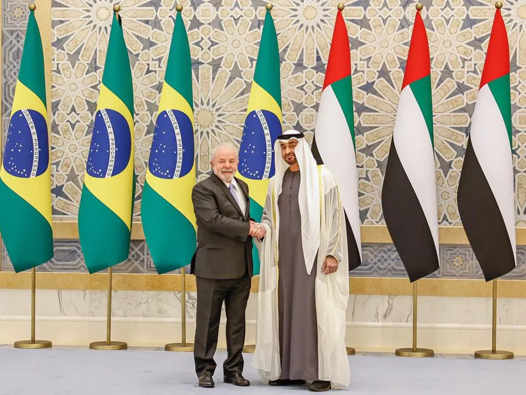 Lula e Mohammed bin Zayed Al Nahyan se encontraram em abril, em Abu Dhabi, capital dos Emirados Árabes