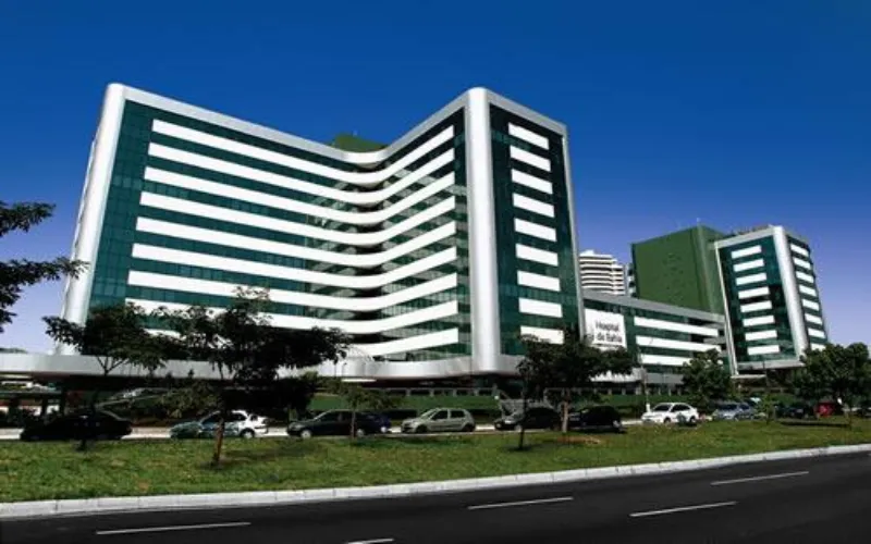 O Hospital da Bahia informou nesta sexta-feira que não há suspensão