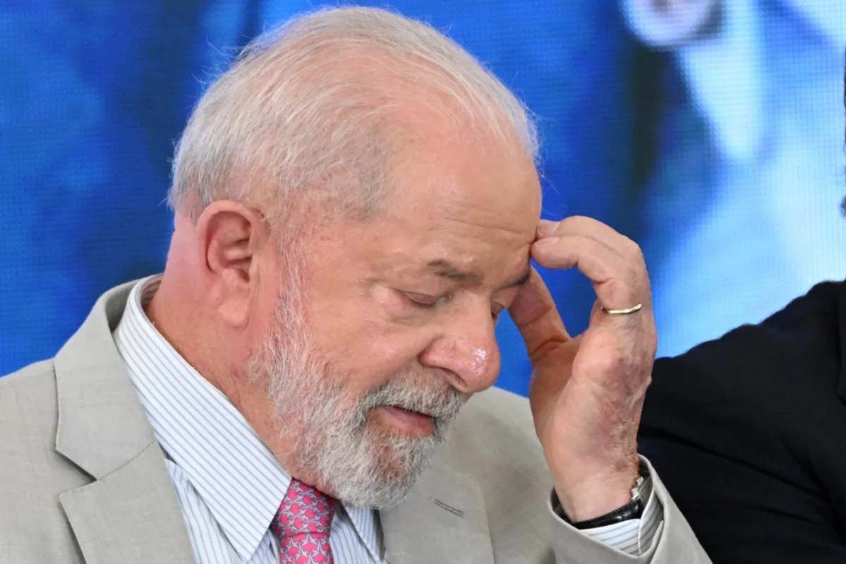 Apaixonado por futebol, o presidente Luiz Inácio Lula da Silva criticou o futebol brasileiro