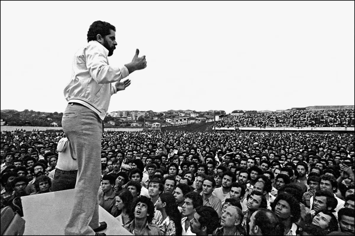 Lula se destacou como líder sindical em São Bernardo do Campo no final dos anos 1970