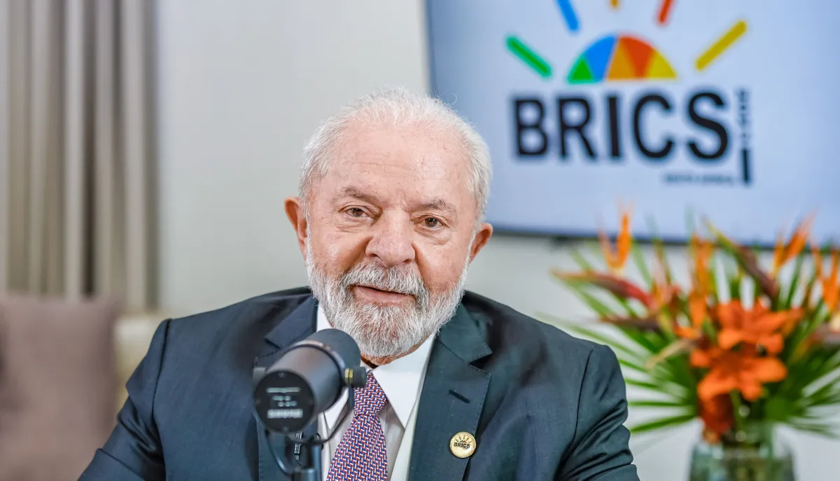 Lula esteve nesta terça-feira, 22, na África do Sul para encontro dos BRICS