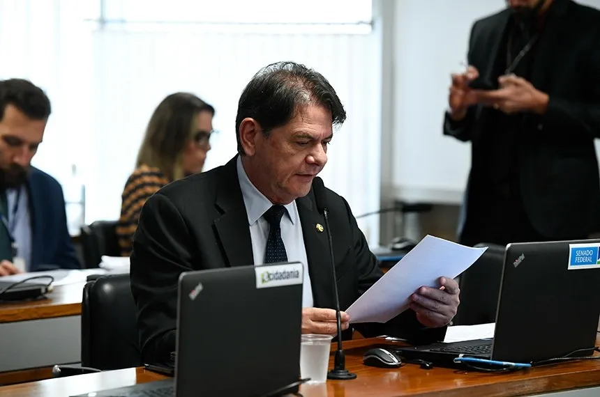 Cid Gomes na relatoria do projeto que sanciona São Luís como a Capital Nacional do Reggae