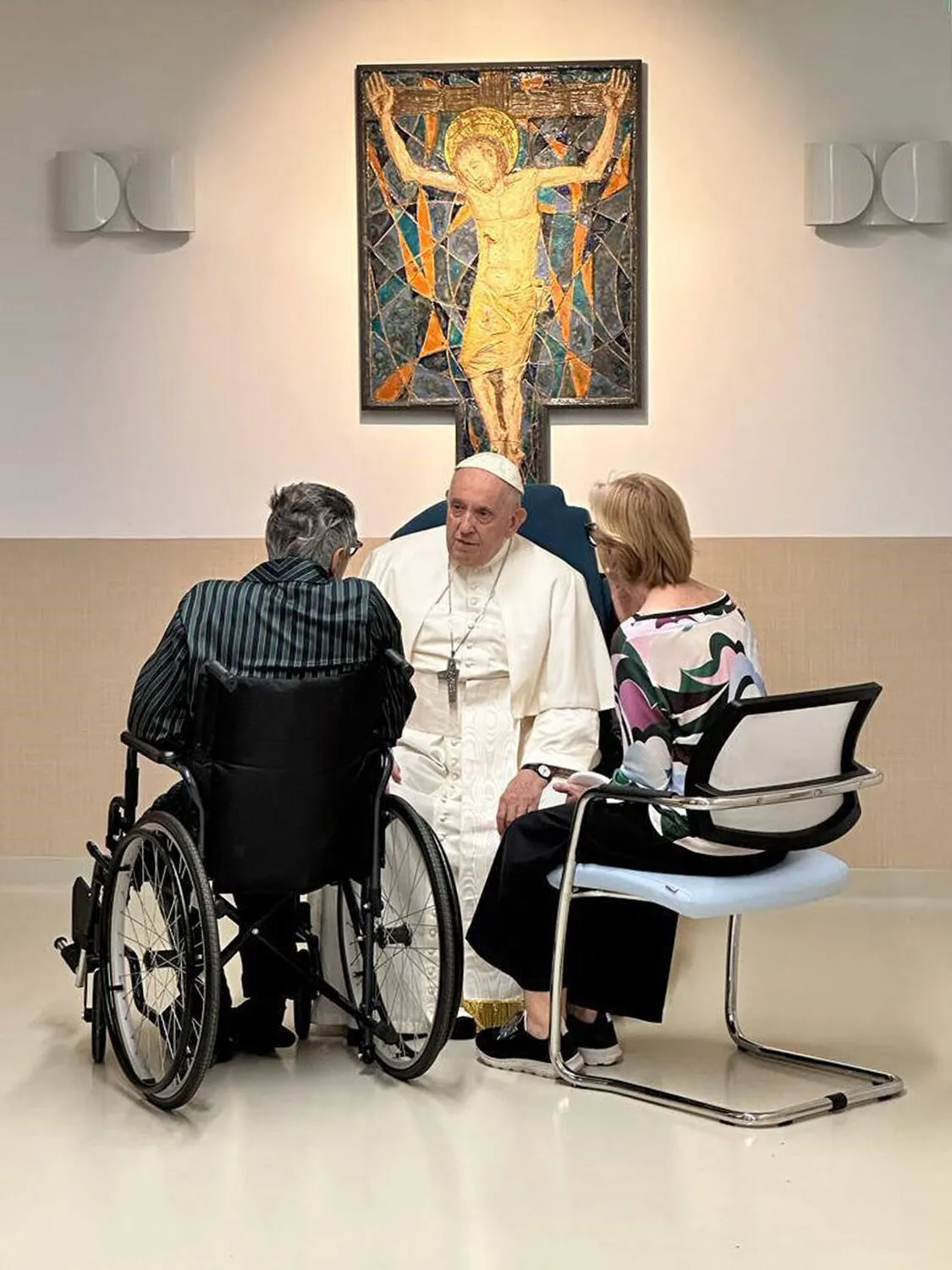Papa passou por uma cirurgia abdominal