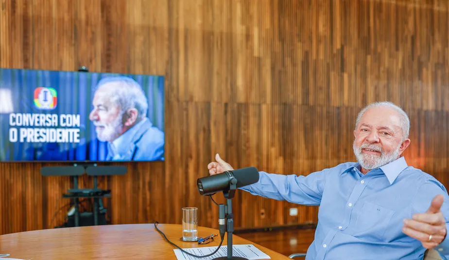 Lula na estreia do Conversa com o Presidente