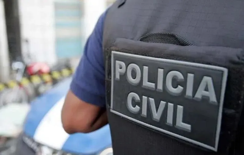 Mulher foi presa em operação da Polícia Civil da Bahia