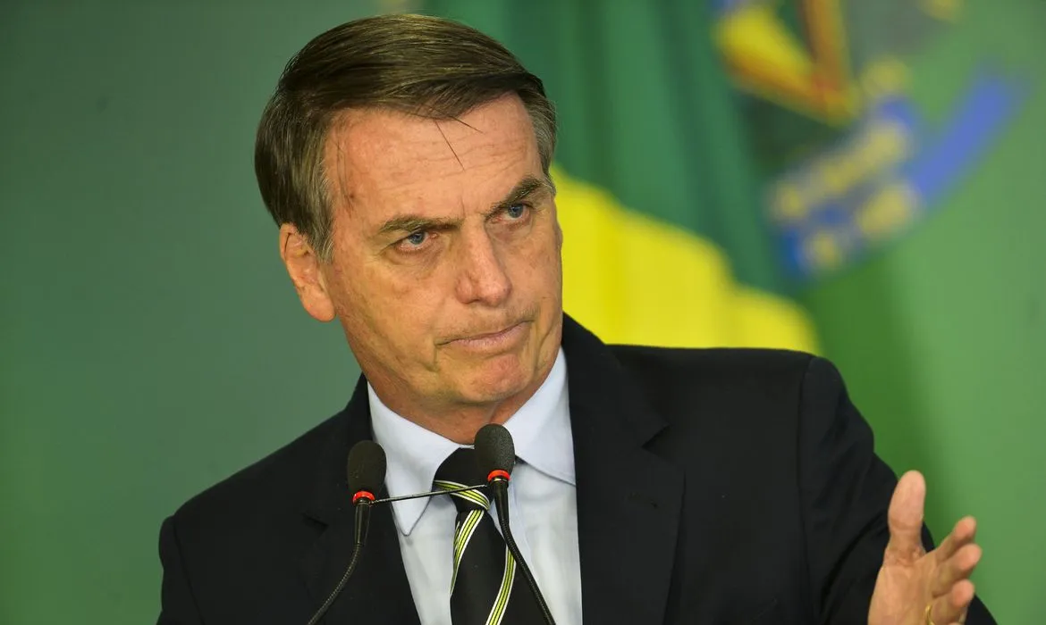 Bolsonaro vive momento delicado na política